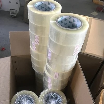 透明な強いパッキング テープ防水OPPを動かすカートンの棒箱