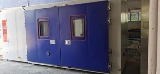 温度および湿気テストのための通りがかりの環境試験の部屋