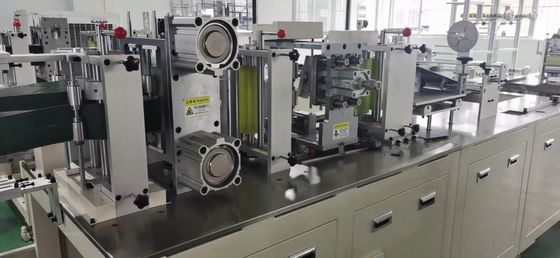 10KW使い捨て可能な医学のマスクの製造業機械80 - 100pcs/minutes